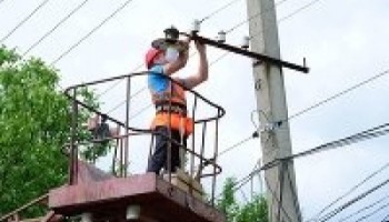 Замена ламп на уличных столбах